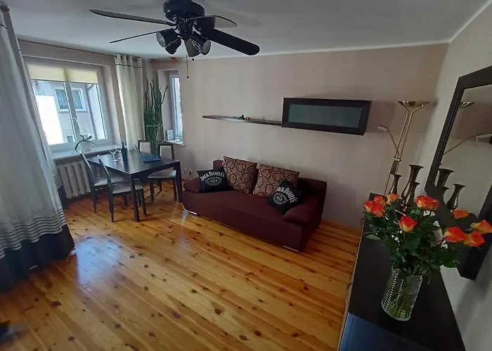 Cicha Przystan Starowka Kołobrzeg